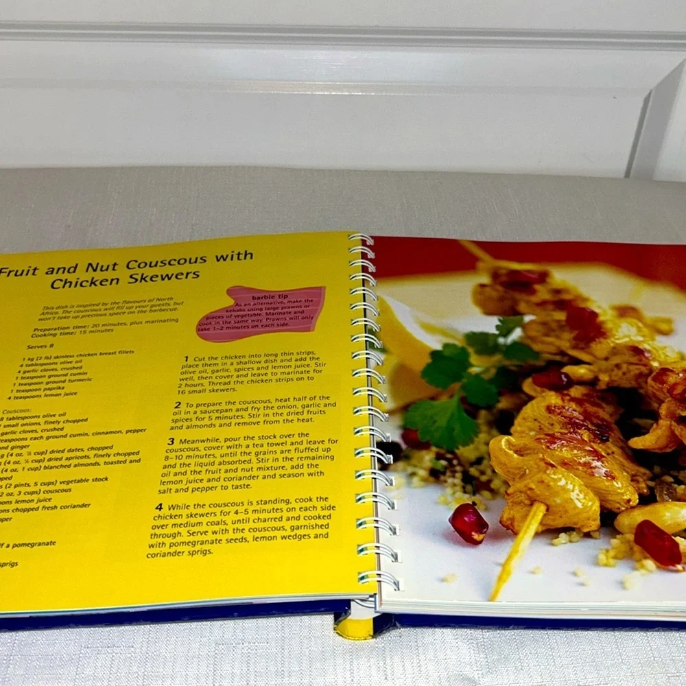 Barbecue Bible Cookbook ©️2003 Vintage Great Condition